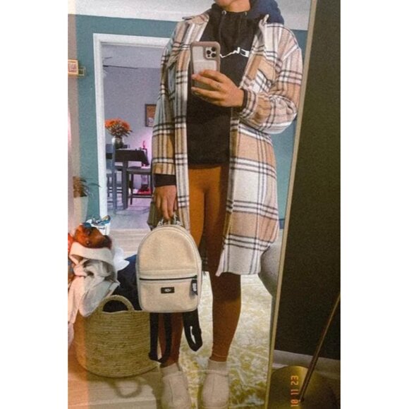 Chic Khaki Plaid Long Flannel Shacket for Women - Cozy and Stylish Outerwear - Picture 3 of 6